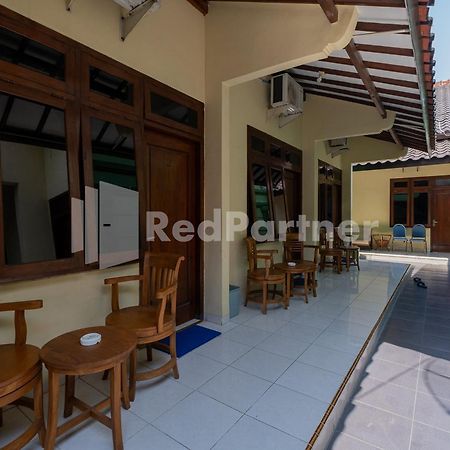 Hotel Wisata Ziarah Sunan Bonang Syariah Mitra Reddoorz Tuban  外观 照片